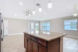 177 Village Circle, Labelle, FL 33935 - Photo 7