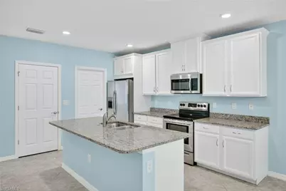 4418 Dutchess Park Rd, Fort Myers, FL 33916 - Photo 9