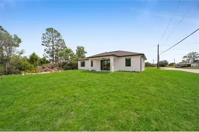 3304 15th St W, Lehigh Acres, FL 33971 - Photo 37