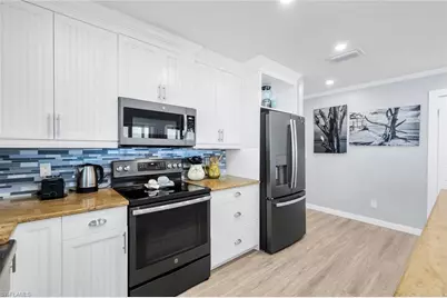 26460 Hickory Blvd, Bonita Springs, FL 34134 - Photo 15