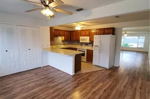 1304 S Brandywine Cir, Fort Myers, FL 33919 - Photo 3