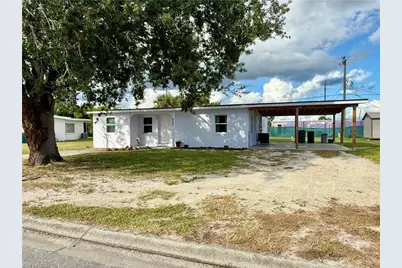 205 Martin Dr NE, Port Charlotte, FL 33952 - Photo 3