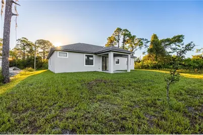 6085 Kumquat Cir, Labelle, FL 33935 - Photo 31