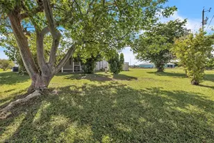 2426 NE 23rd Ave, Cape Coral, FL 33909 - Photo 43