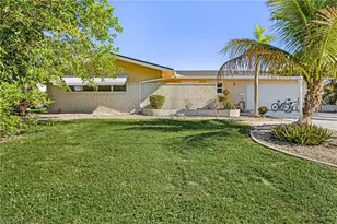 2823 SE 18th Ave, Cape Coral, FL 33904 - Photo 7