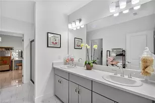 317 SW 26th Ave, Cape Coral, FL 33991 - Photo 21