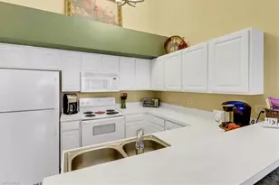 4105 Residence Drive, Fort Myers, FL 33901 - Photo 11