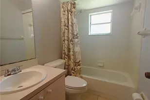 1815 SE 11th Ave, Cape Coral, FL 33990 - Photo 11