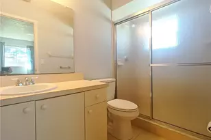 1815 SE 11th Ave, Cape Coral, FL 33990 - Photo 9