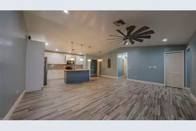 15 Willow St, Lehigh Acres, FL 33936 - Photo 19