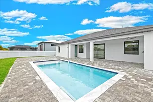 913 Embers Pkwy W, Cape Coral, FL 33993 - Photo 31