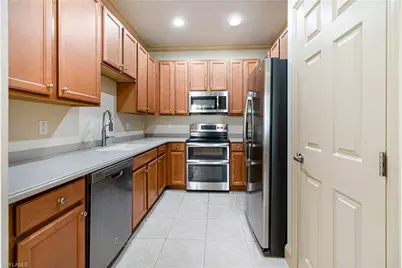 9496 River Otter Dr, Fort Myers, FL 33912 - Photo 11