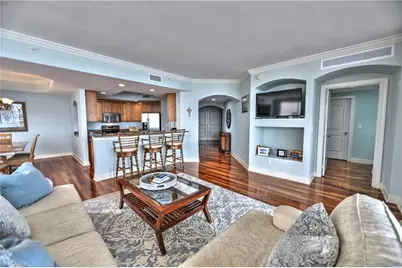 2104 W First St #704, Fort Myers, FL 33901 - Photo 5
