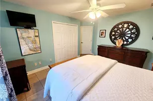 309 SE 28th Terrace, Cape Coral, FL 33904 - Photo 13