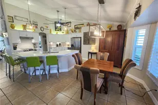 309 SE 28th Terrace, Cape Coral, FL 33904 - Photo 7