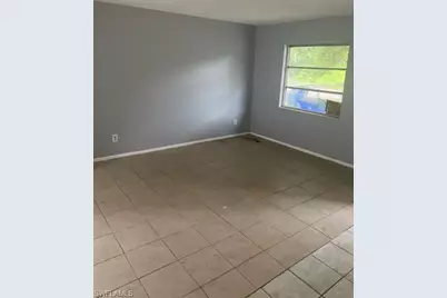 2109 Eloise Cir, North Fort Myers, FL 33917 - Photo 5
