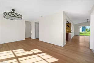 906 SW 7th Ct, Cape Coral, FL 33991 - Photo 3