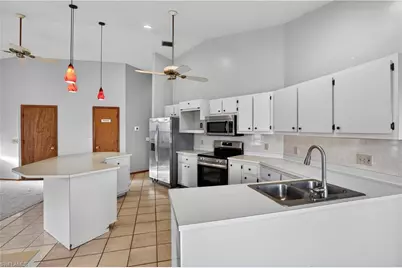 2105 SE 2nd Ter, Cape Coral, FL 33990 - Photo 33