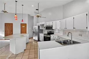 2105 SE 2nd Terrace, Cape Coral, FL 33990 - Photo 33