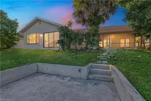 2105 SE 2nd Terrace, Cape Coral, FL 33990 - Photo 11