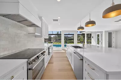 924 Kings Crown Dr, Sanibel, FL 33957 - Photo 9