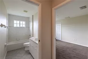 717 SE 8th St, Cape Coral, FL 33990 - Photo 5