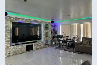 187 Louise St, Fort Myers, FL 33905 - Photo 3