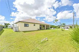 217 NE 20th Terrace, Cape Coral, FL 33909 - Photo 21