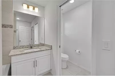 217 NE 20th Ter, Cape Coral, FL 33909 - Photo 17