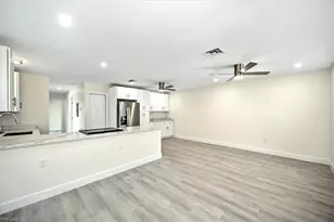 132/134 Eucalyptus Ct, Fort Myers Beach, FL 33931 - Photo 5