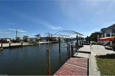 16 Nancy Ln, Fort Myers Beach, FL 33931 - Photo 7