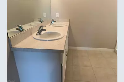 2549 Village Of Entrada St, Cape Coral, FL 33909 - Photo 17