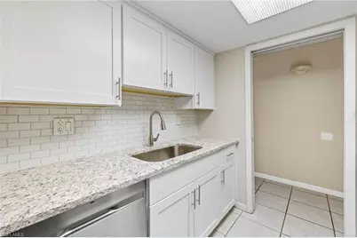 2366 E Mall Dr #213, Fort Myers, FL 33901 - Photo 13