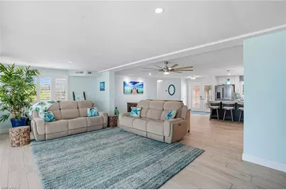 5257 Stratford Ct, Cape Coral, FL 33904 - Photo 7