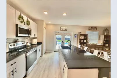 713 NW 37th Pl, Cape Coral, FL 33993 - Photo 19