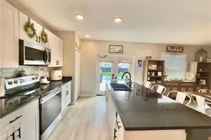 713 NW 37th Pl, Cape Coral, FL 33993 - Photo 19