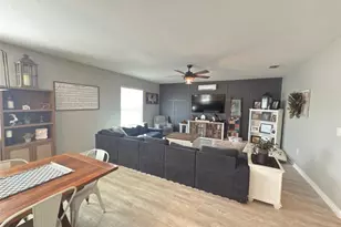 713 NW 37th Pl, Cape Coral, FL 33993 - Photo 11