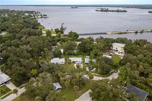 225 Avacado Ct, Fort Myers, FL 33905 - Photo 29