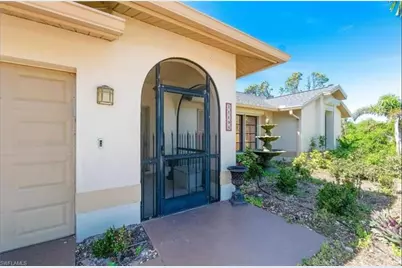 11195 Seabreeze Ave, Port Charlotte, FL 33981 - Photo 7