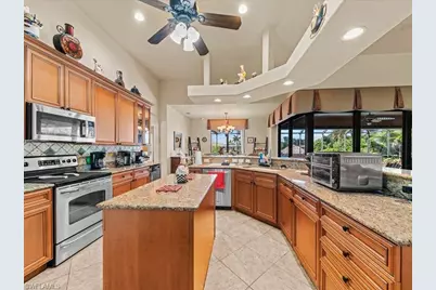 320 NW 26th Ave, Cape Coral, FL 33993 - Photo 9