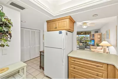 4160 Steamboat Bend E #502, Fort Myers, FL 33919 - Photo 7