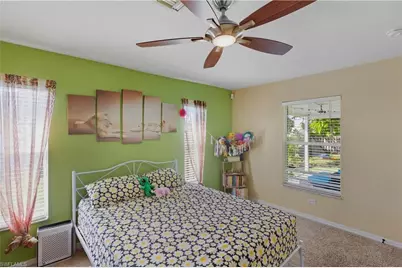 1017 SW 1st St, Cape Coral, FL 33991 - Photo 21