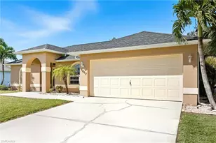 1017 SW 1st St, Cape Coral, FL 33991 - Photo 7