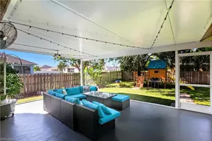 1017 SW 1st St, Cape Coral, FL 33991 - Photo 5