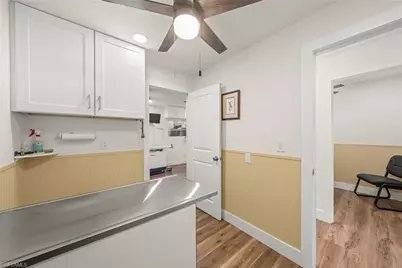 1640 Periwinkle Way #3, Sanibel, FL 33957 - Photo 21
