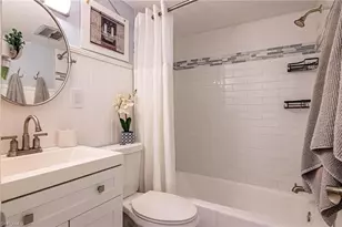 708 Victoria Dr, Cape Coral, FL 33904 - Photo 19