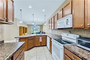 10781 Crossback Ln, Lehigh Acres, FL 33936 - Photo 7