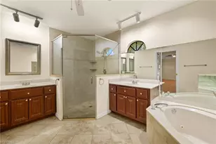 920 SW 4th Pl, Cape Coral, FL 33991 - Photo 33