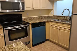 8423 Bernwood Cove Loop, Fort Myers, FL 33966 - Photo 3