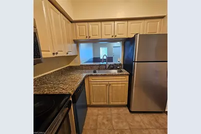 8423 Bernwood Cove Loop #409, Fort Myers, FL 33966 - Photo 5